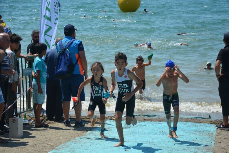 İznik’te Triatlon Heyecanı Sona Erdi