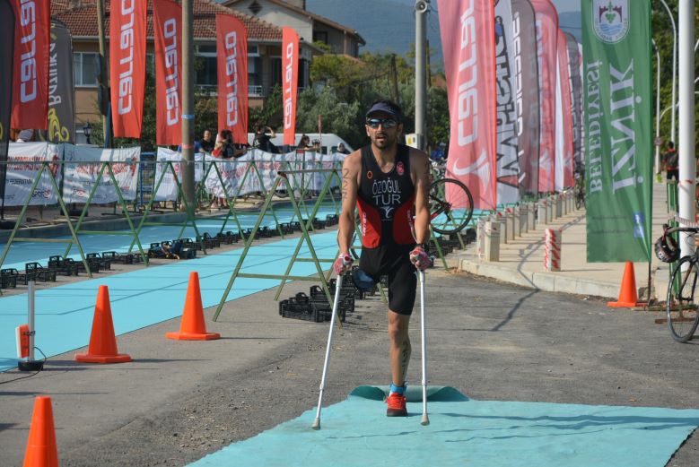 İznik’te Triatlon Heyecanı Sona Erdi