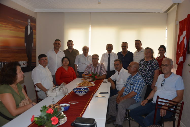 İznik ADD, Yeni Yerine Taşınırken Dayanışma Yemeğinde Bir Araya geldi