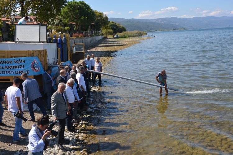 Bursa Valisi Küçük ,” Balık Gölde Gerek”