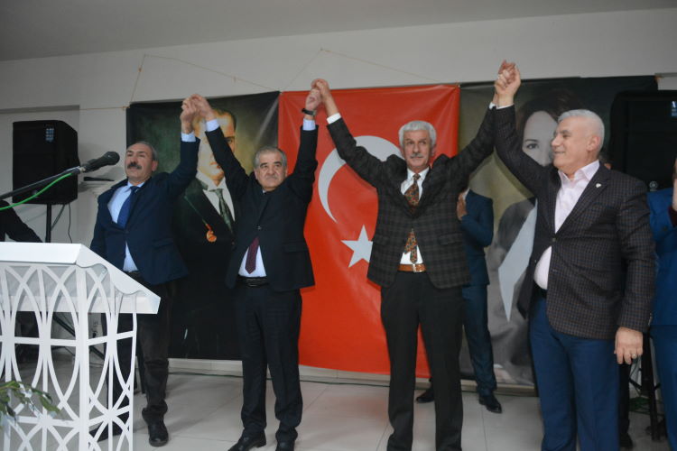 İznik Millet İttifakı Aday Tanıtım Toplantısında Bozbey Rüzgarı Esti