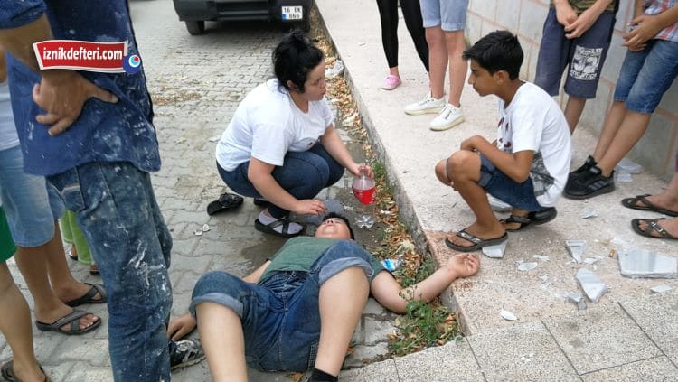 Cami duvarından Düştü, Ölümden Döndü
